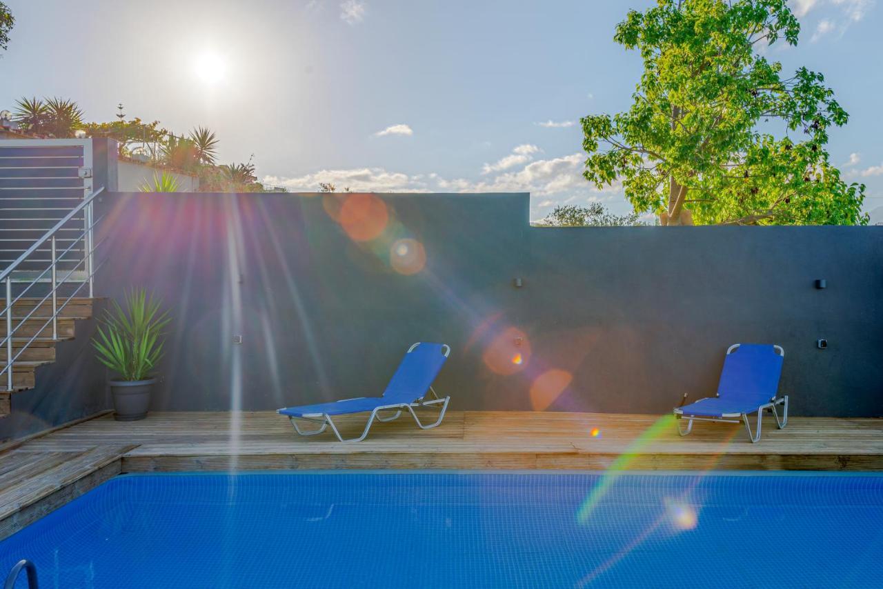 Private Pool Villa Ggki Skepasti Eksteriør billede