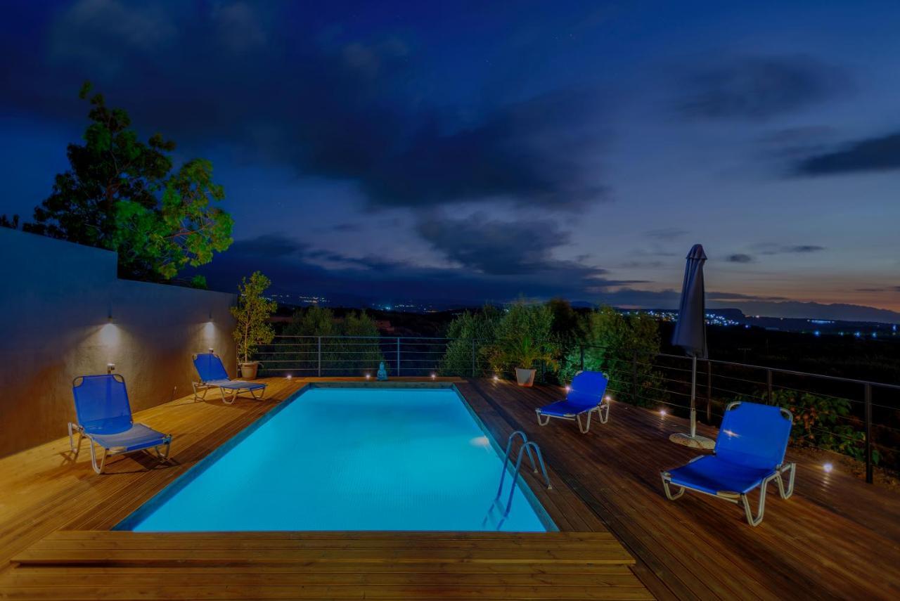 Private Pool Villa Ggki Skepasti Eksteriør billede